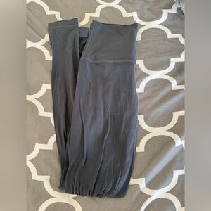 Used Lululemon Align 28” pants. Color Graphite Grey first release.